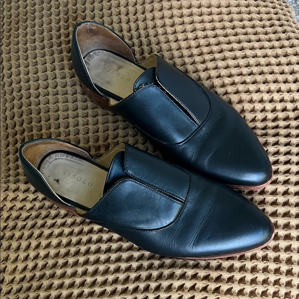 Nisolo Black Leather Loafers - Picture 1 of 3